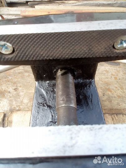 Тиски слесарные поворотные СССР и тиски ювелирные