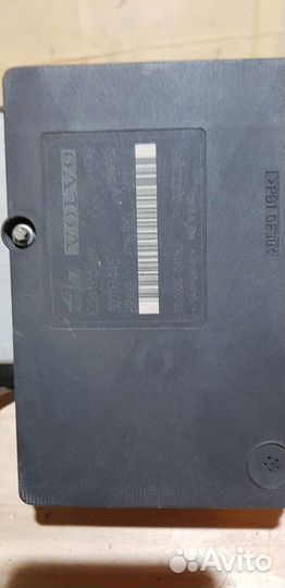 Блок ABS volvo s60, v70, xc70, s80