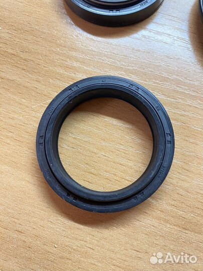 Сальники вилки 56-129 Chakin