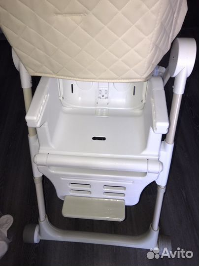 Стульчик для кормления happy baby