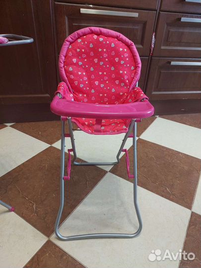 Стул и гладильная доска игрушечные