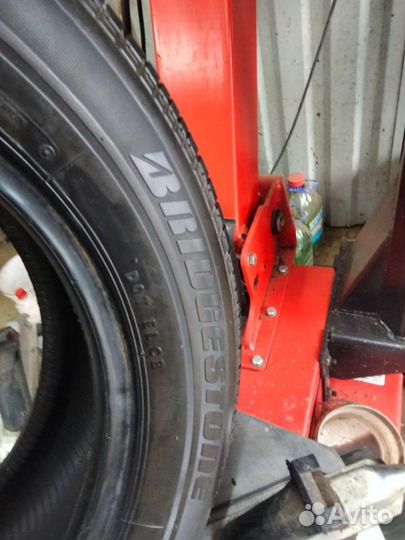 Bridgestone Blizzak LM-25 4x4 195/60 R15