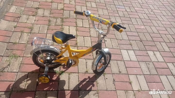 Детский велосипед с родительской ручкой