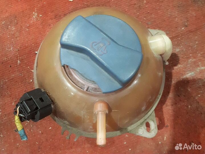 Расширительный бачок фольксваген джета 4