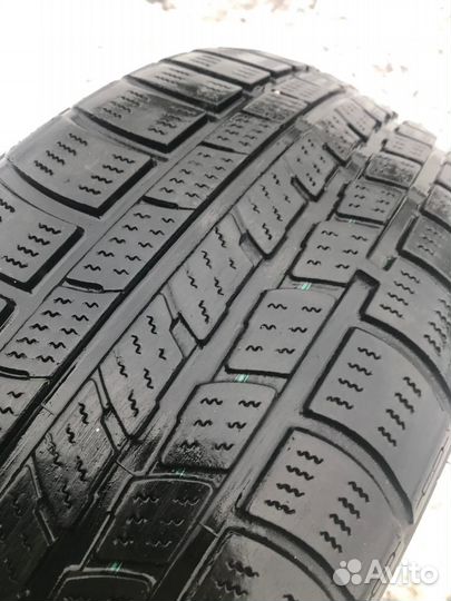 Roadstone Winguard Sport 225/55 R17