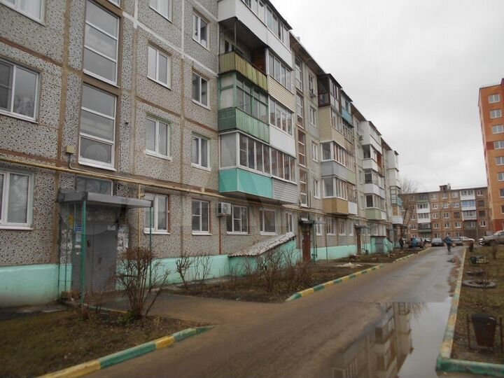 4-к. квартира, 58 м², 1/5 эт.