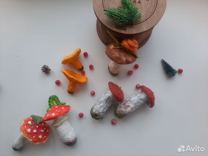 Игрушки на ёлку ватные