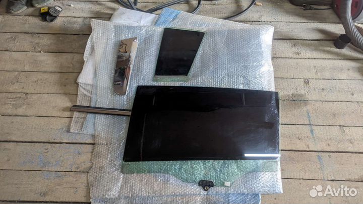 Киа спортаж 3 задняя левая дверь, ручка, стекла