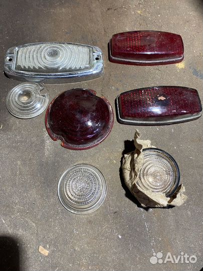 Стекла габаритов с ободоком на Газ Победа