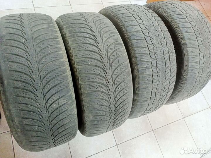 Goodyear UltraGrip Ice 225/55 R17