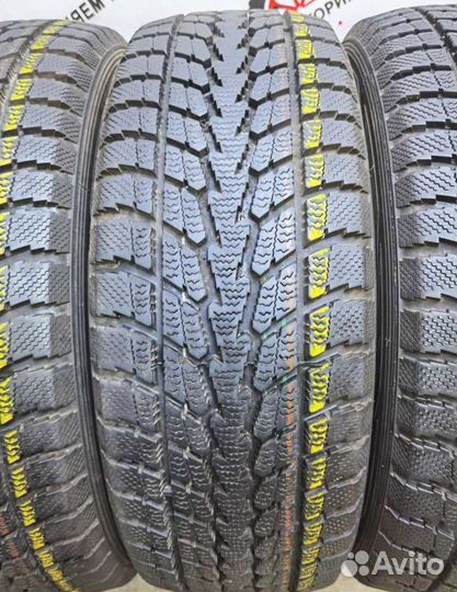 Toyo Tranpath A/T 215/60 R17 96Q