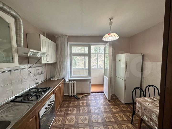 3-к. квартира, 67 м², 2/5 эт.