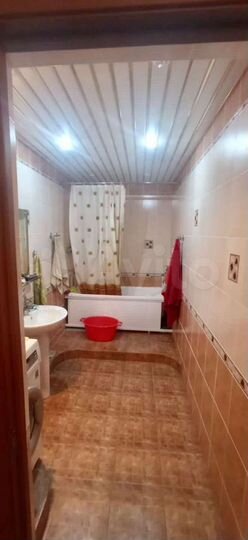 Дом 190 м² на участке 9 сот.