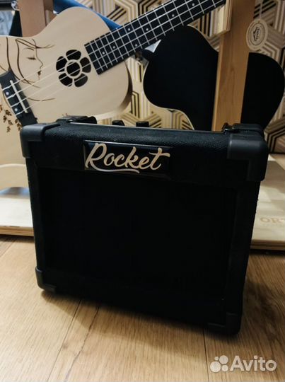 Электрогитара + Комбик (комплект)