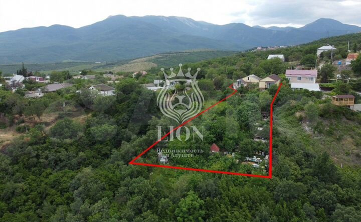 Дом 300,8 м² на участке 13 сот.