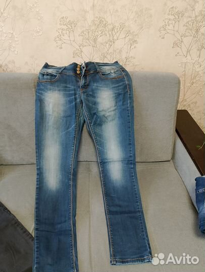 Джинсы