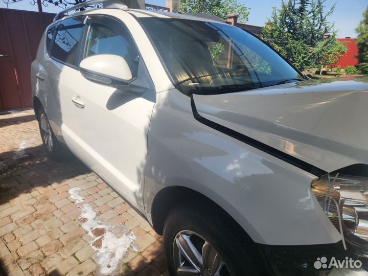 Geely Emgrand X7 2.4 AT, 2015, битый, 64 000 км