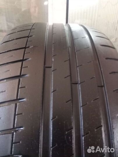 Michelin Pilot Sport 3 225/40 R19