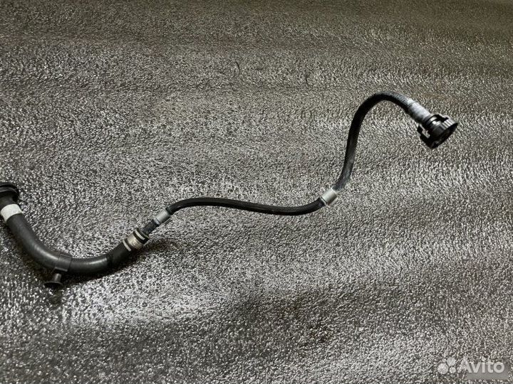 Вакуумная трубка с клапаном Audi A4 B8 2.0 tfsi