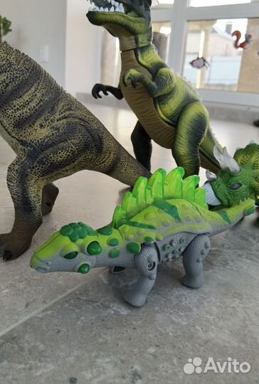 Игрушки динозавры большие
