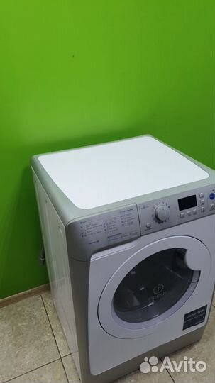Стиральная машина indesit PWE71087S на 7кг
