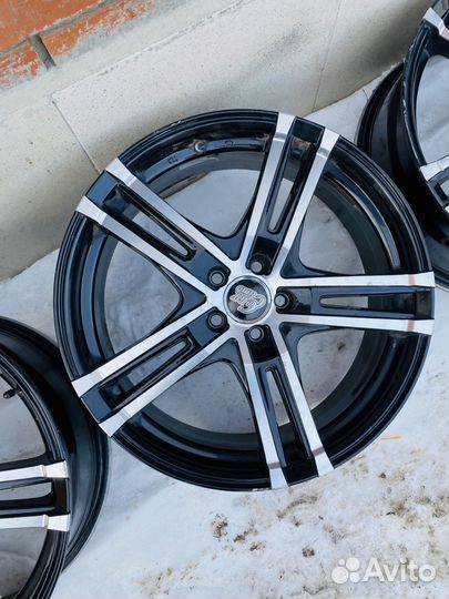 Диски литые R18 5/100