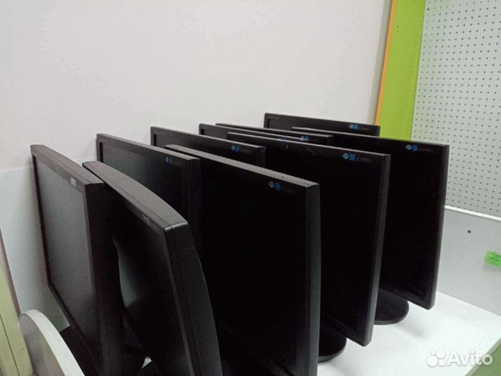 Мониторы, на 19 дюймов