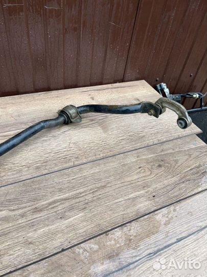 Стабилизатор передний Volkswagen Passat 2.0