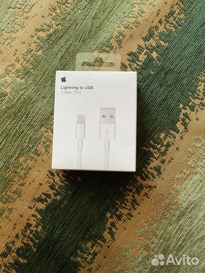 Зарядка на iPhone провод