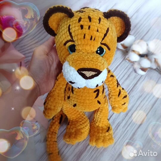 Вязаная игрушка ручной работы