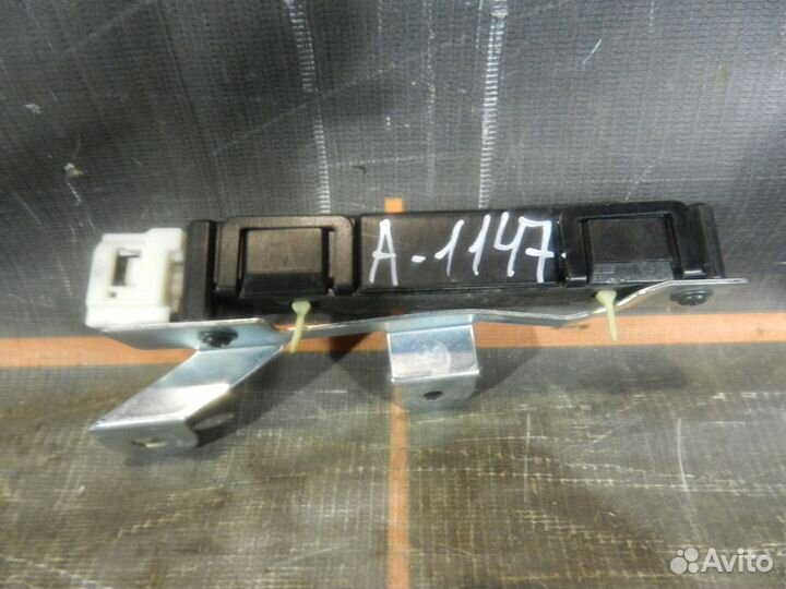 Антенна, датчик ключа - Toyota Hightlander 2