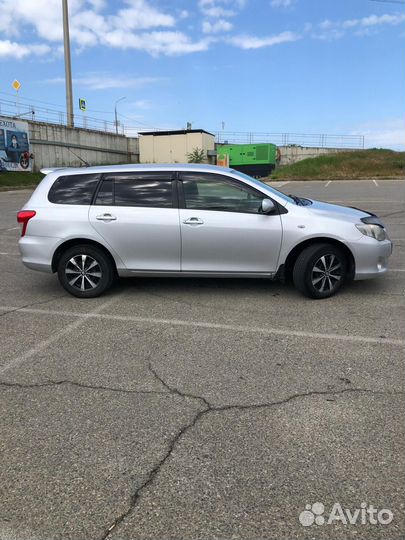Toyota Corolla Fielder 1.5 CVT, 2011, 250 000 км
