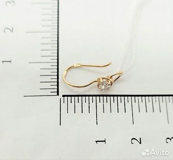 Серьги с синтетическим камнем Золото