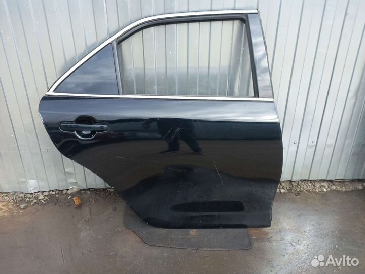 Дверь задняя правая Toyota Camry 50 / 55