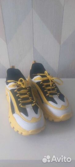 Кроссовки женские 39 размер