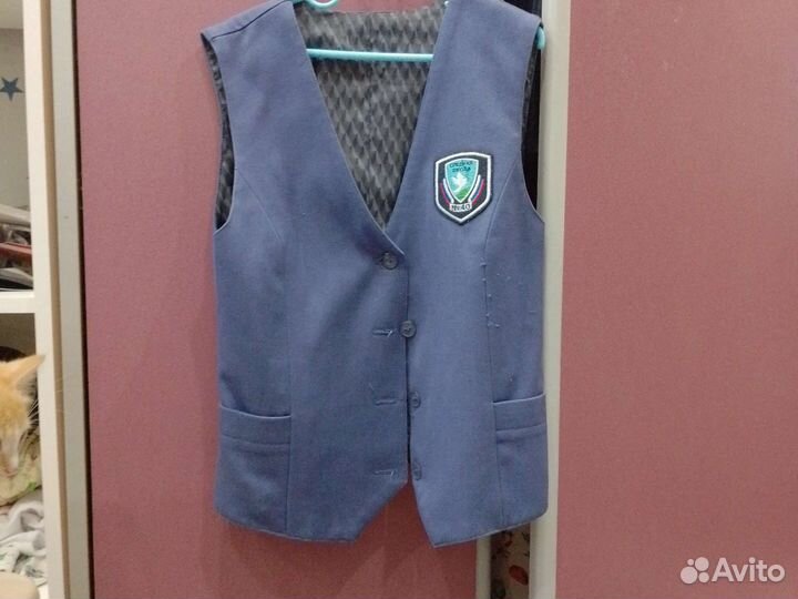 Жилетка школьная на девочку