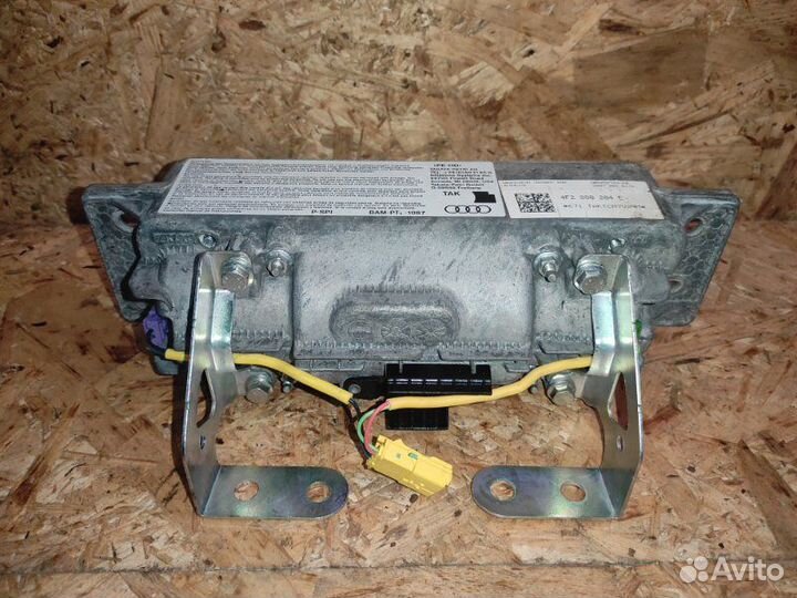 Аирбаг пассажирский Audi A6 C6 BRE 2007