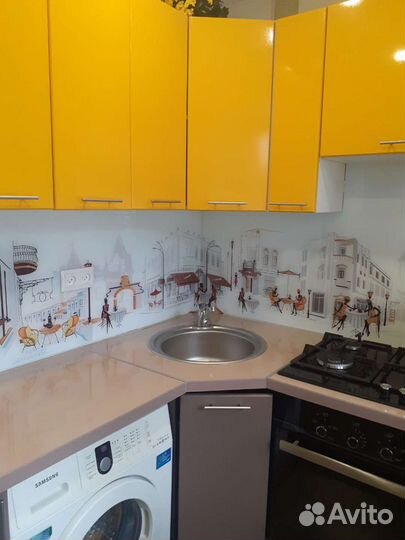 Стеклянный фартук