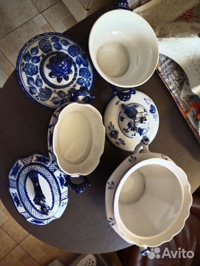 Сахарница,сухарница,конфетница гжель