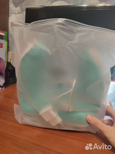 Подушка-подголовник с функцией массажа