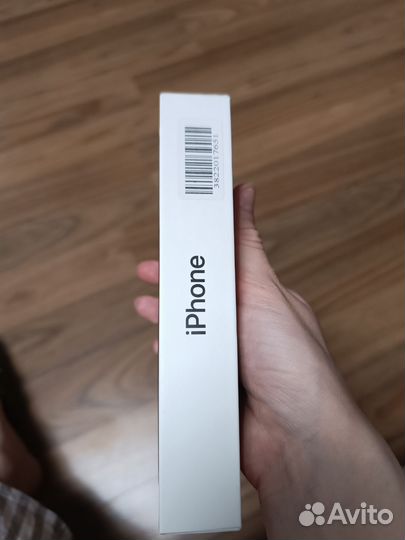 Коробка на iPhone 14 pro