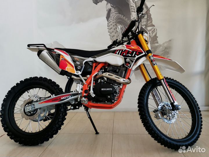 Мотоцикл Regulmoto Athlete 250 21/18