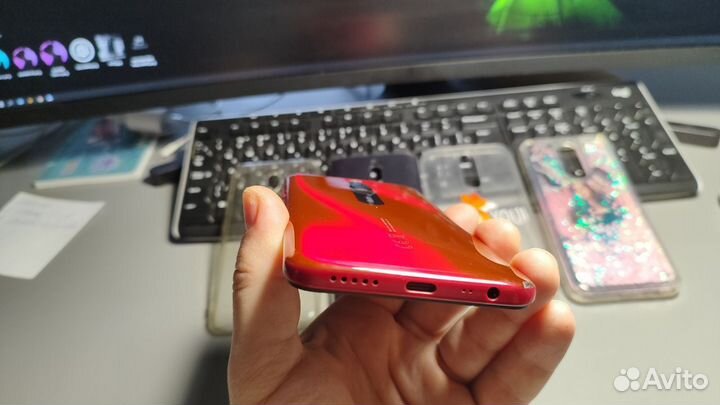 Xiaomi Redmi 8, 4/64 ГБ