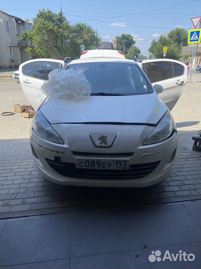 Разбор peugeot 408 на запчасти