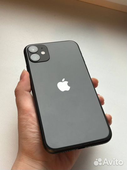 iPhone 11, 64 ГБ