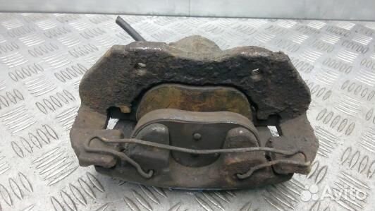 Суппорт тормозной передний левый ford focus 2 (UBN