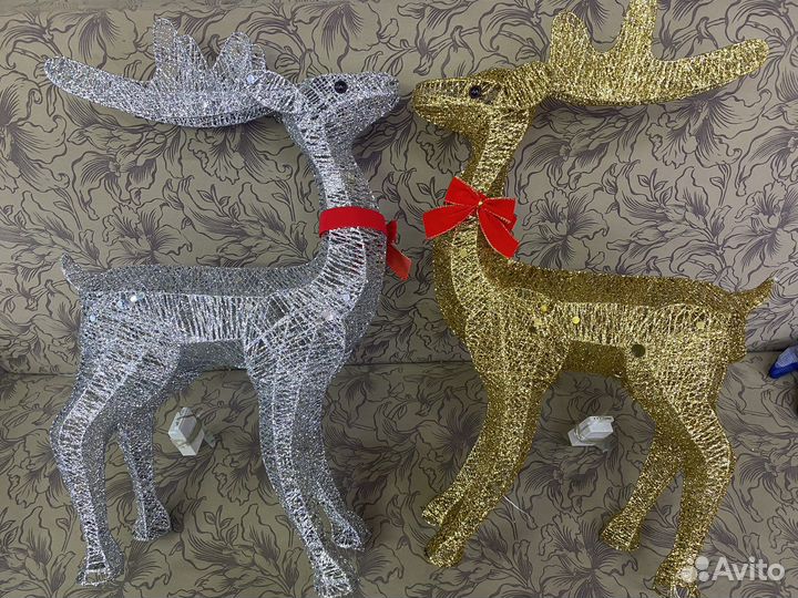 Новогодние светящиеся олени