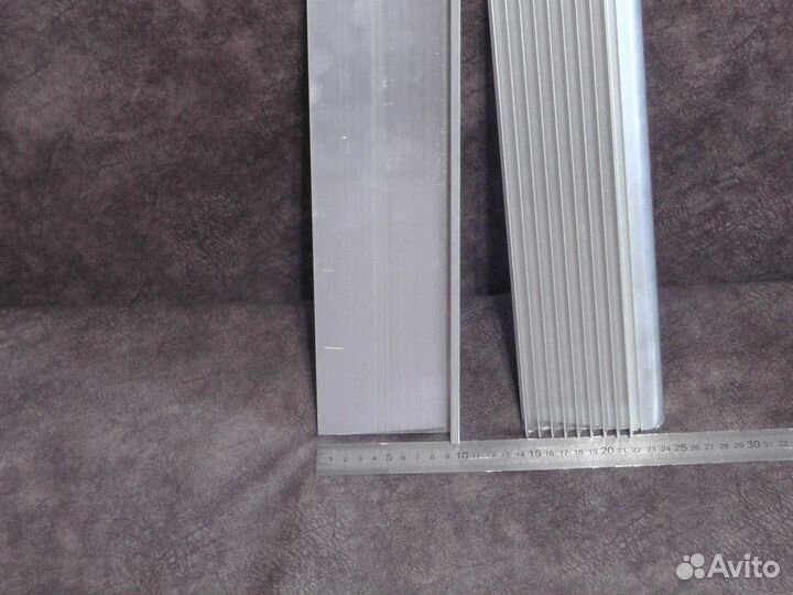 Радиатор алюминиевый 330х100х25