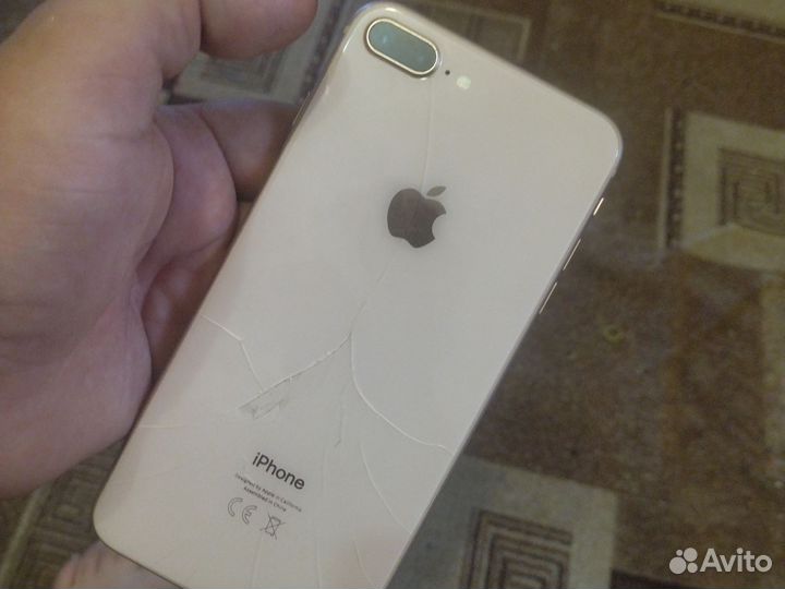 Телефон iPhone 8 plus