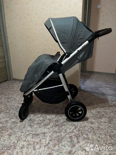 Прогулочная коляска capella
